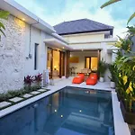 Villa Kami.